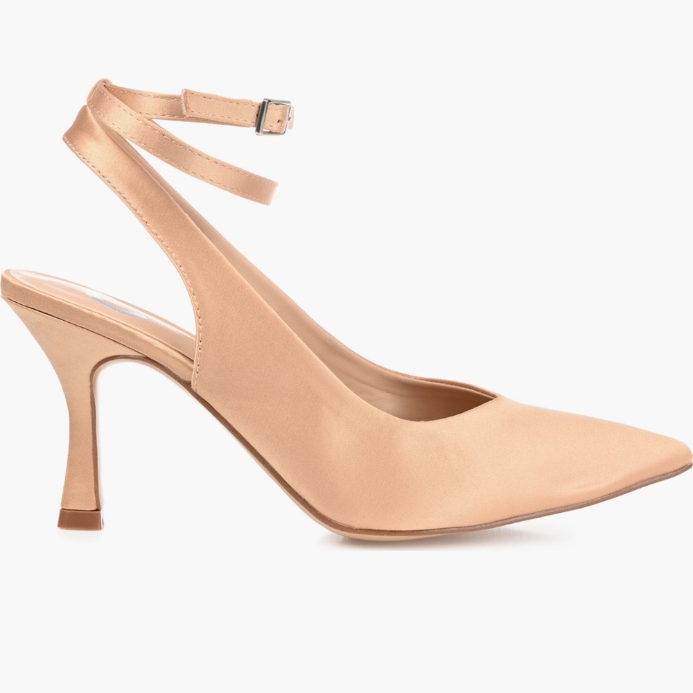 Journee Collection Marcella Pump - Picture 4 of 10